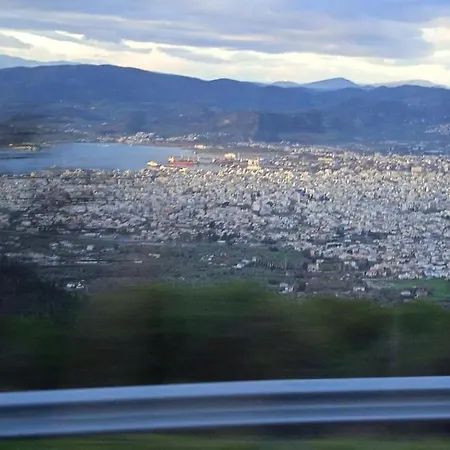 παραδοσιακο σπιτι του 1892 εως 10 ατομα 度假居 波尔塔里亚