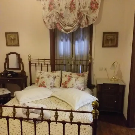 παραδοσιακο σπιτι του 1892 εως 10 ατομα 度假居 波尔塔里亚