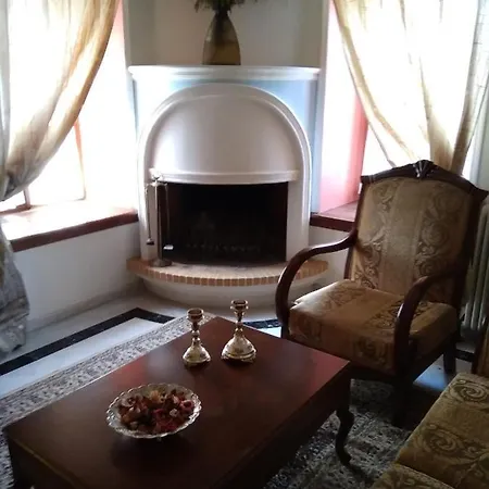 παραδοσιακο σπιτι του 1892 εως 10 ατομα 波尔塔里亚